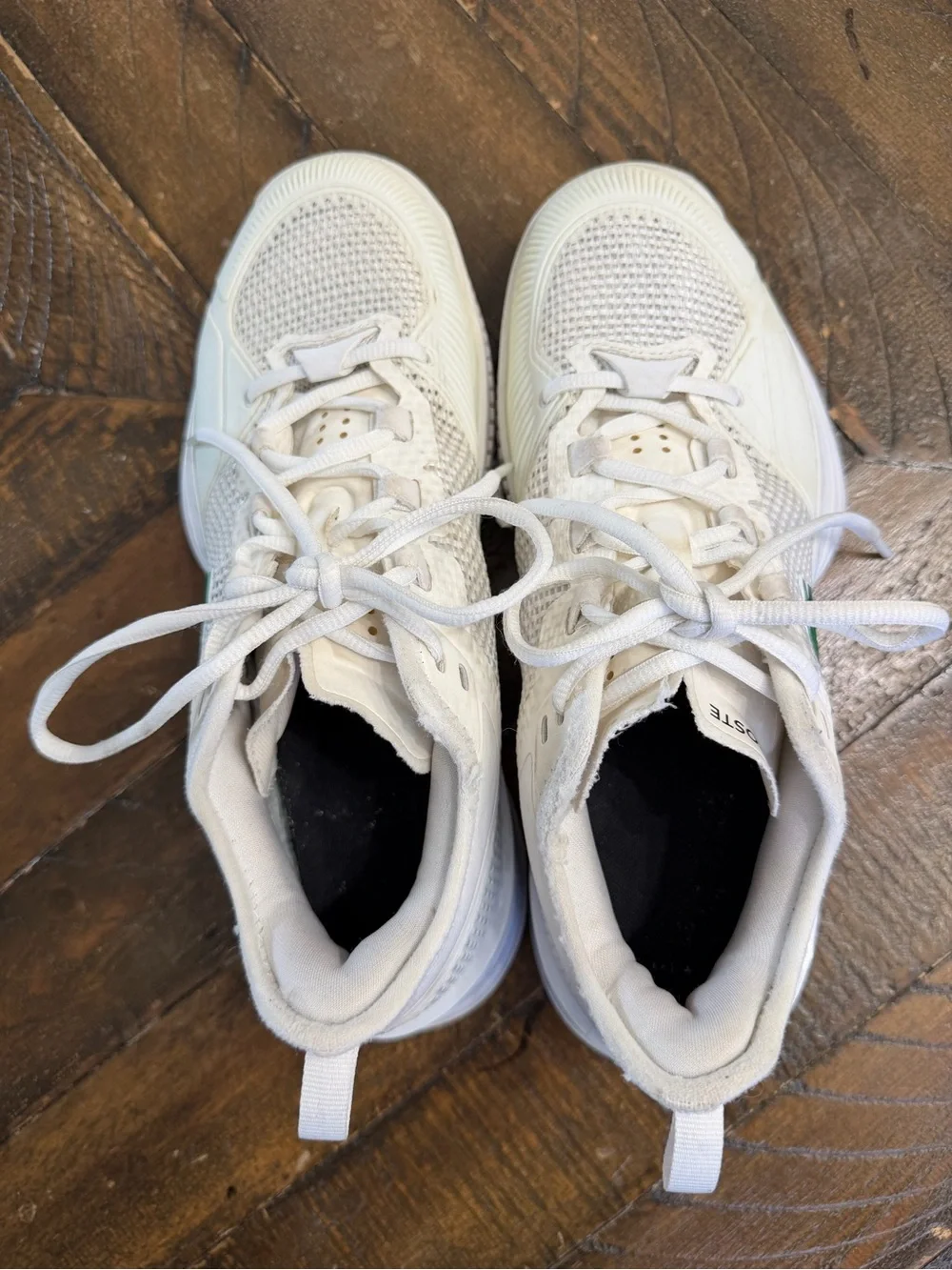 Lacoste White Athletic Sneakers with Green Crocodile Emblem